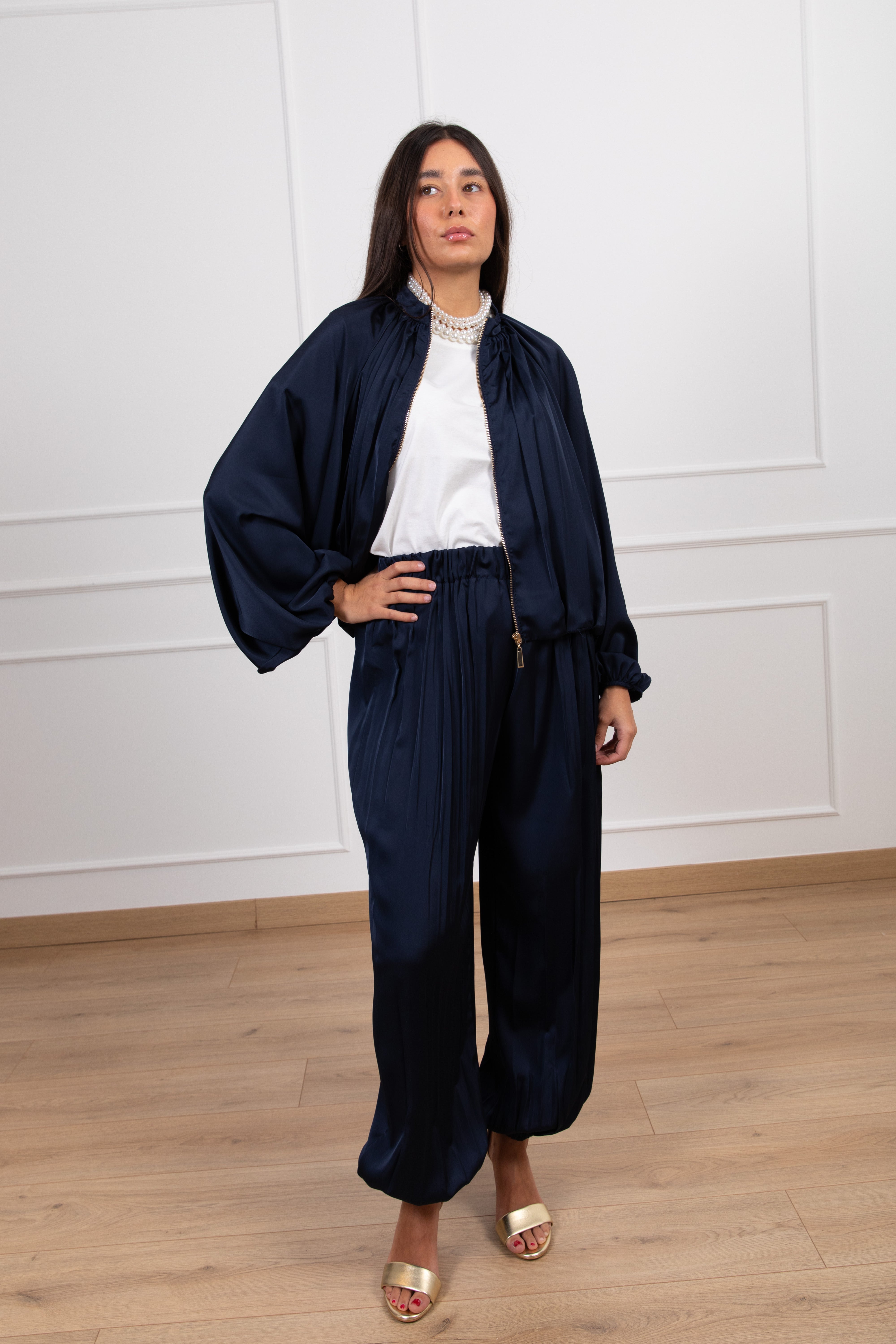 Pantalone in viscosa con elastico sul fondo ViCOLO