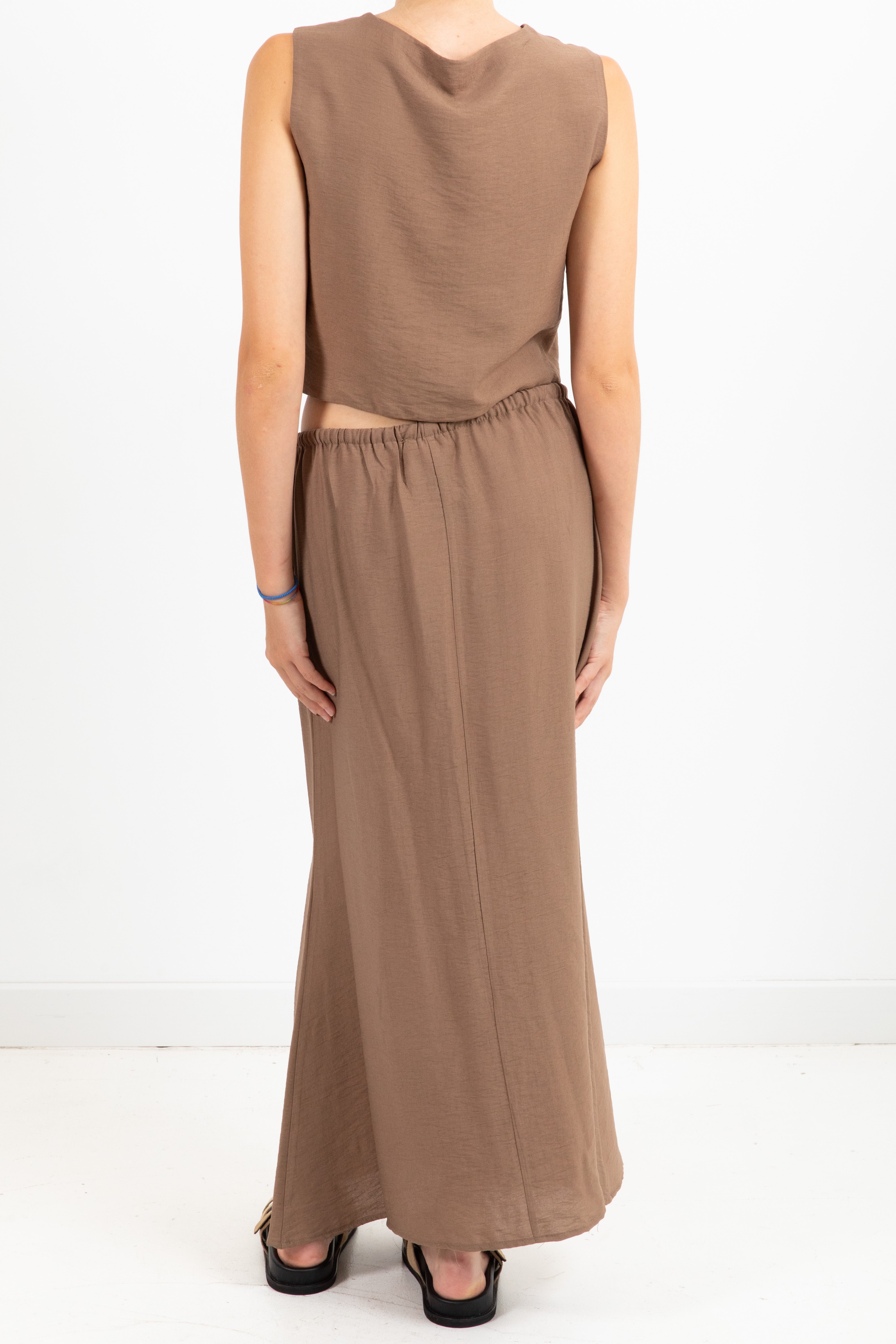 Coordinato gilet con fiocchi e gonna in viscosa goffrata ViCOLO