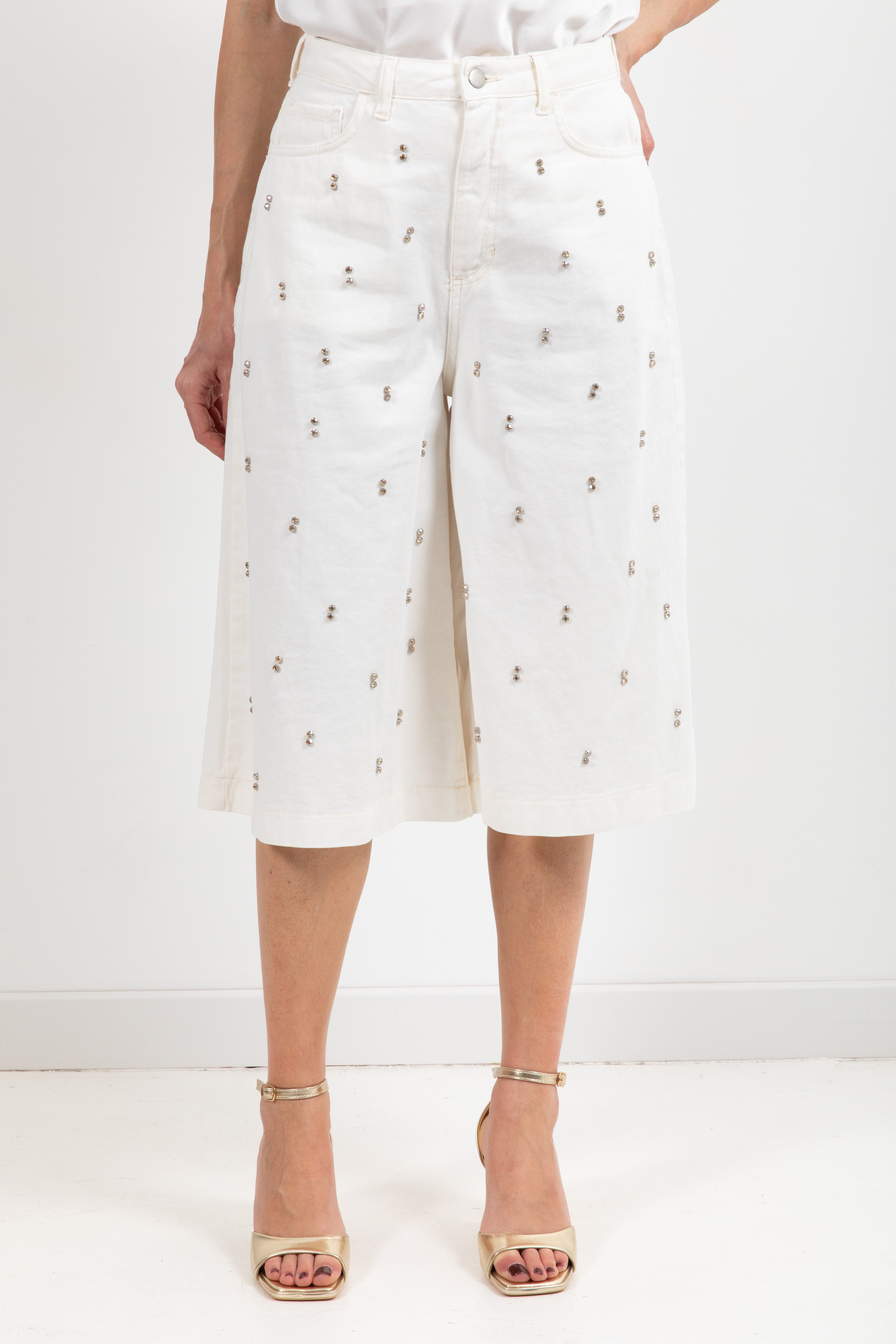 Bermuda in jeans bianco con strass Susy Mix