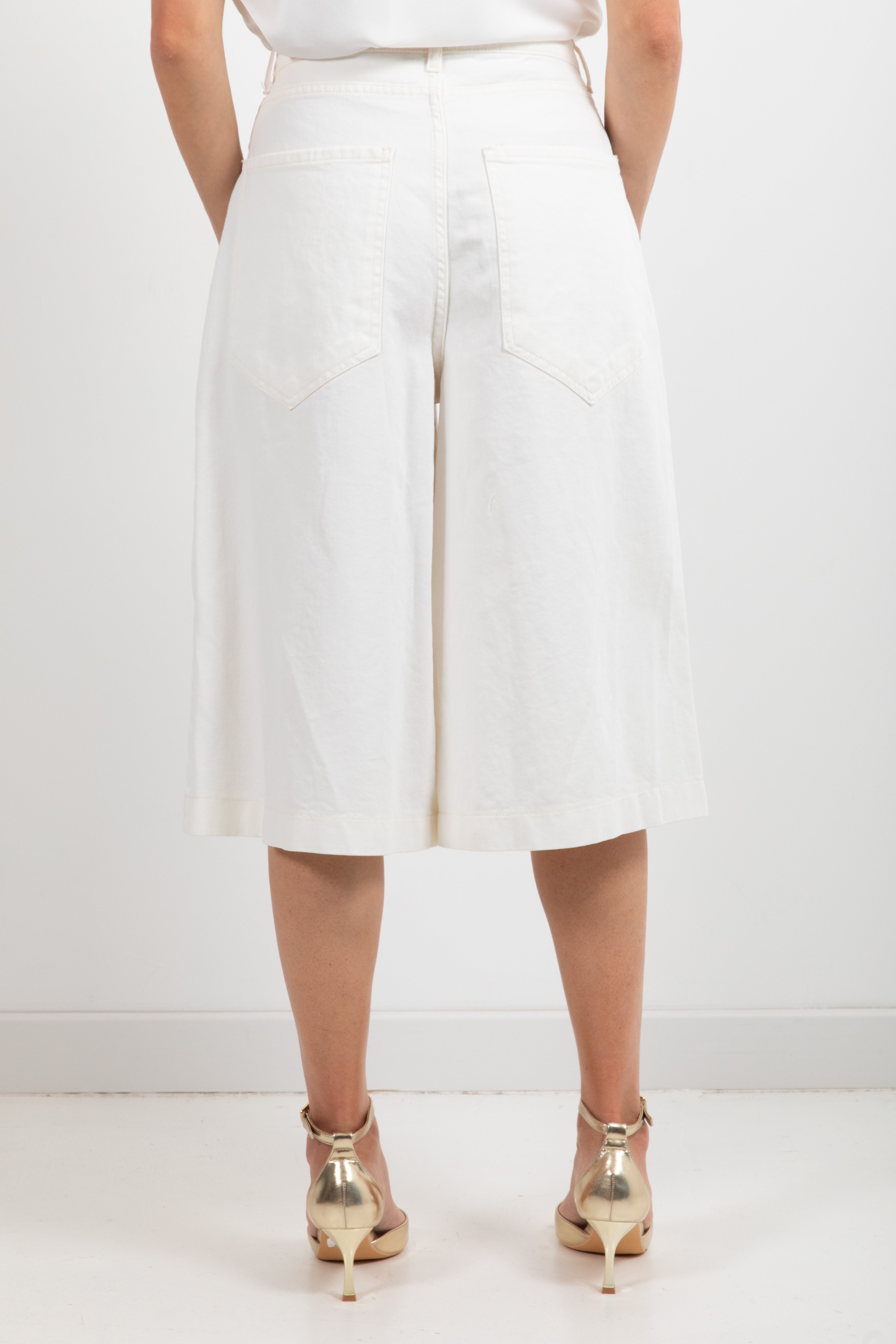 Bermuda in jeans bianco con strass Susy Mix