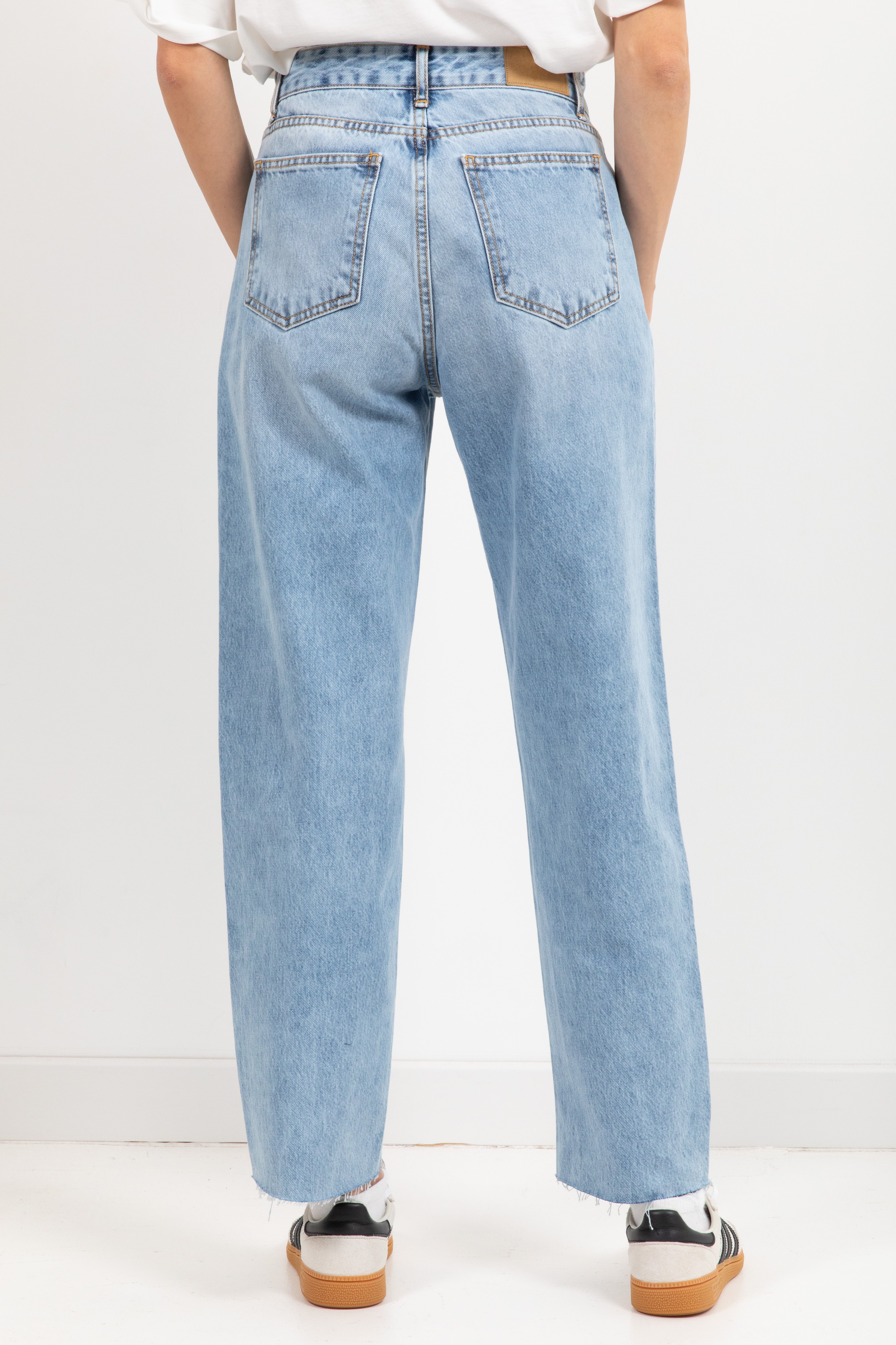 Jeans boot cut lavaggio chiaro Tensione IN