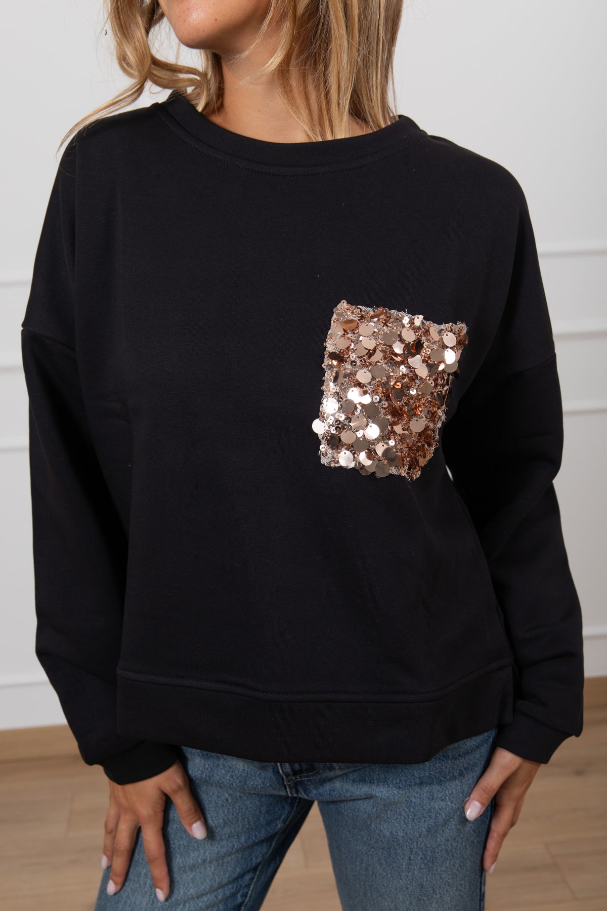Felpa con tasca paillettes Susy Mix