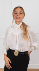 Camicia mezzo-collo con inserto pizzo variante burro Haveone