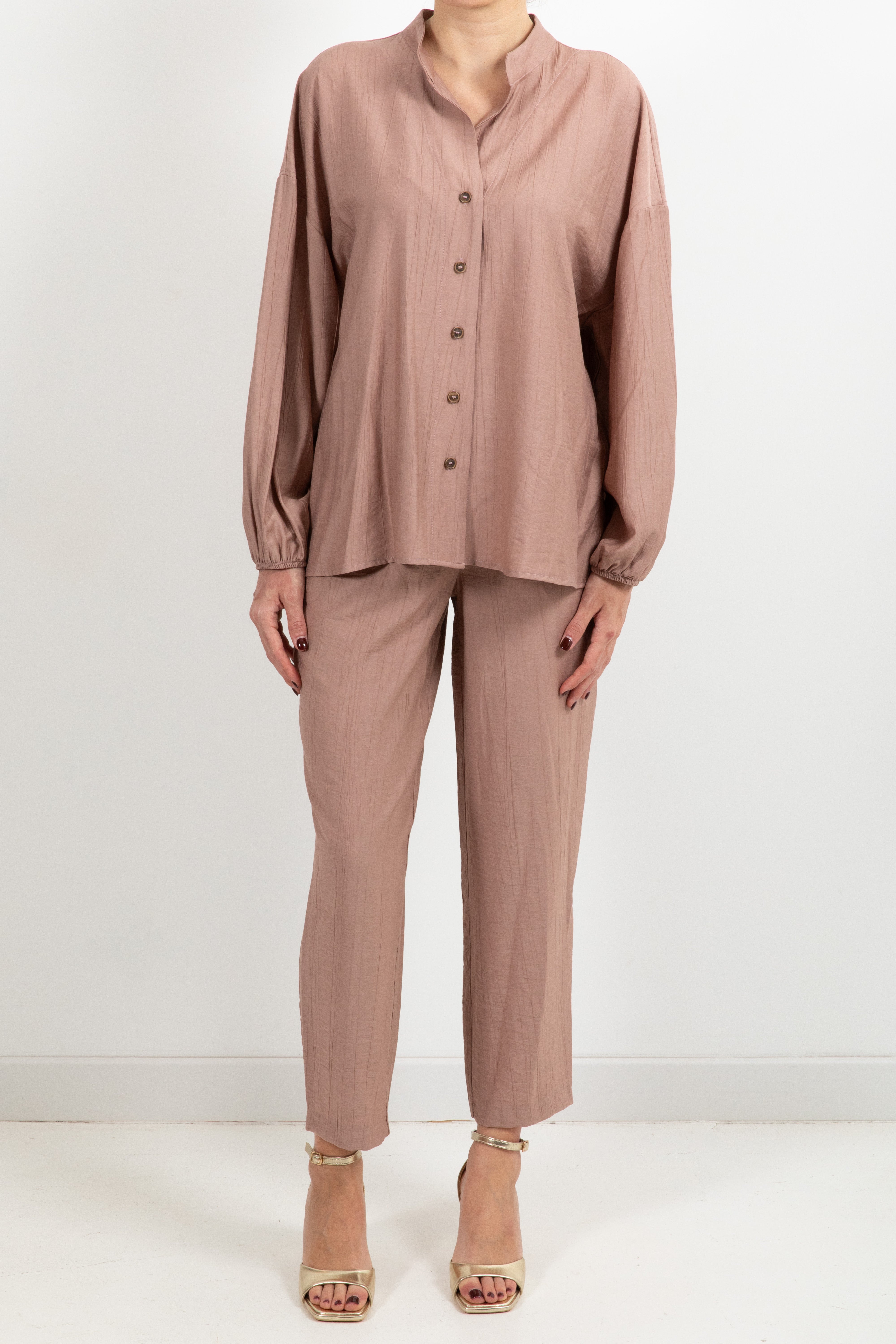 Camicia in viscosa goffrata con scollo alla coreana Tensione IN