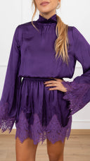 Mini-abito lingerie con arricciatura sul collo variante viola Motel