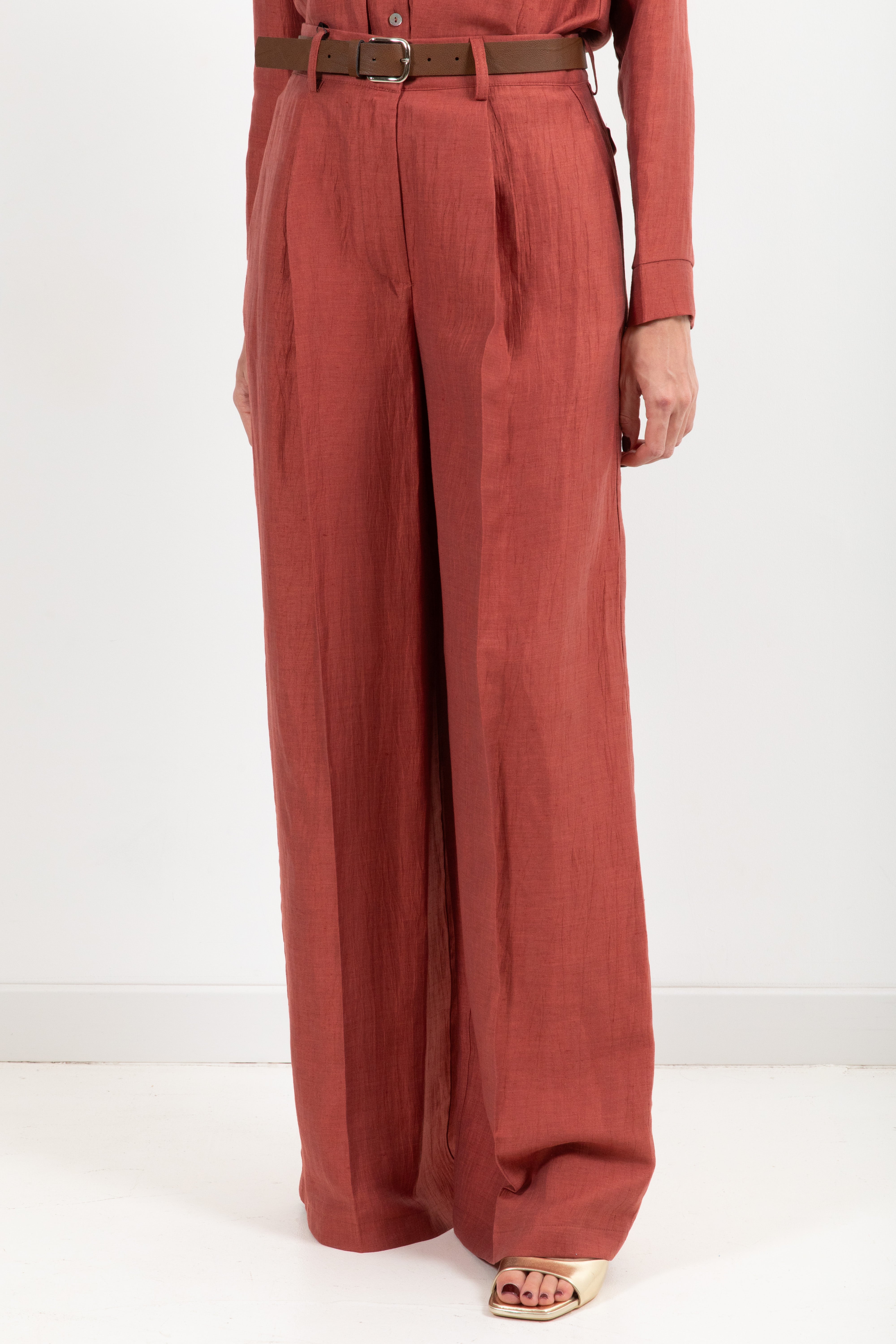 Pantalone in lino con pinces ViCOLO