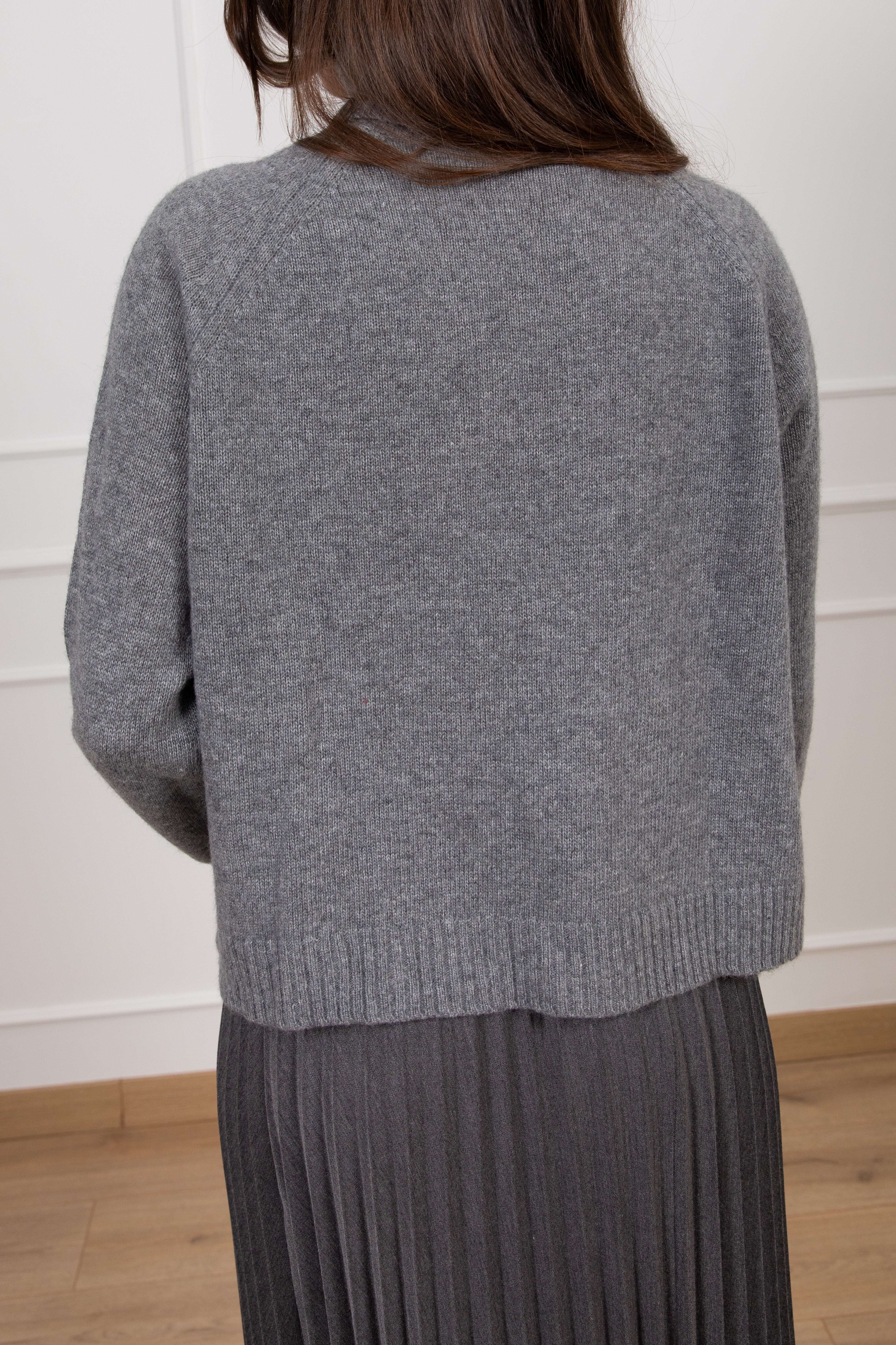 Pull collo alto a scatoletta con foro pollice Susy Mix