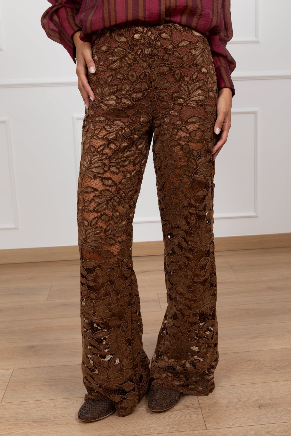 Pantalone in ciniglia con pizzo variante moro Haveone