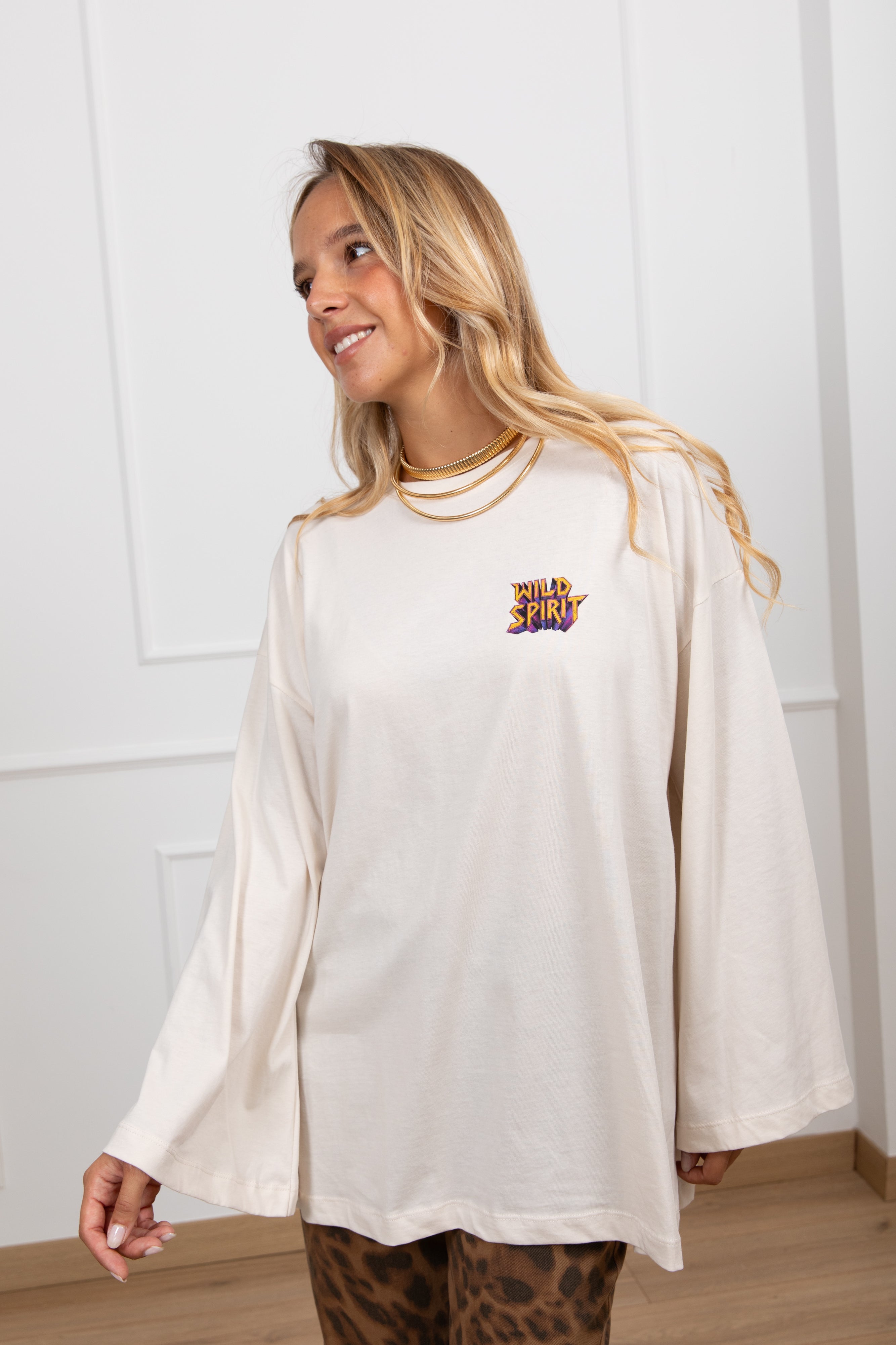 T-shirtona manica lunga "Wild spirit" variante burro ViCOLO
