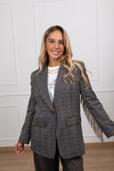 Giacca check con frange beige sul retro Tensione IN