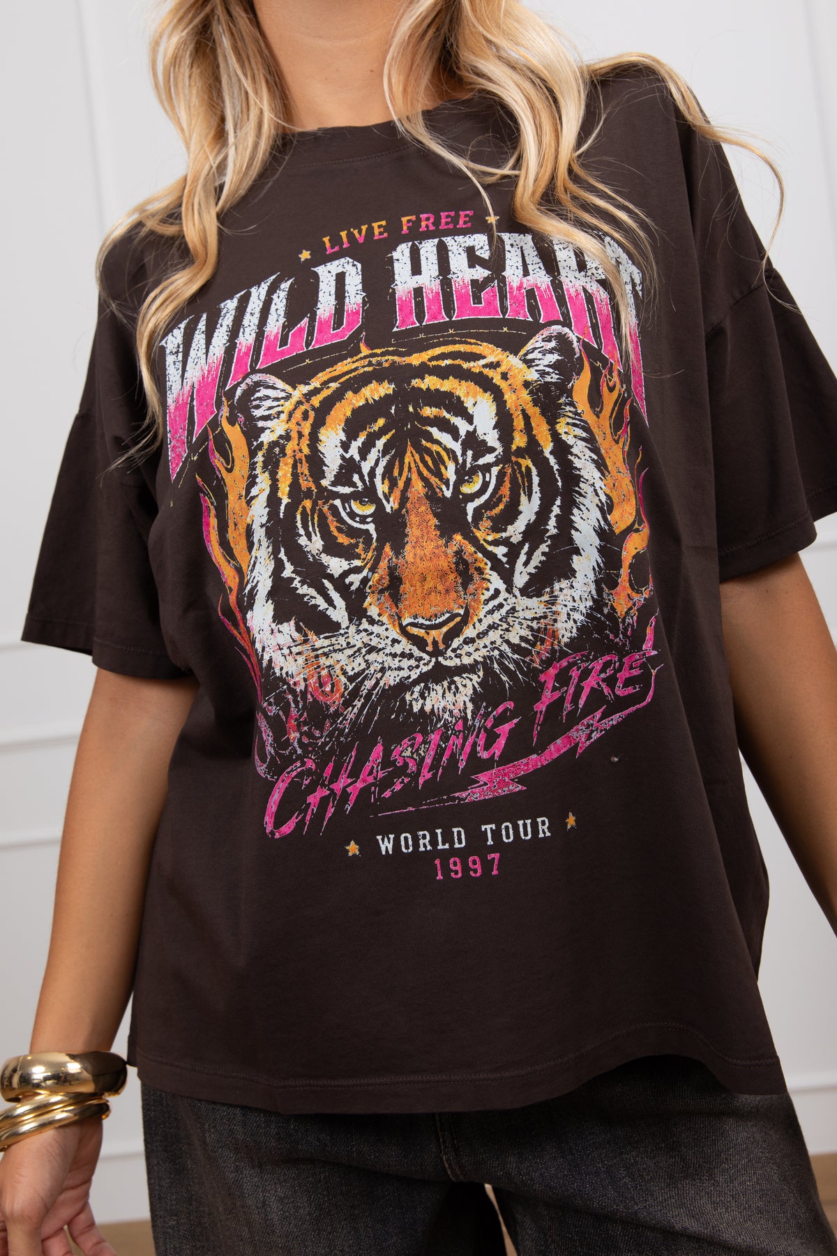 T-shirt "Wild earth" variante moro ViCOLO