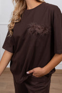 T-shirt con taschino e inserto piume variante moro Tensione IN