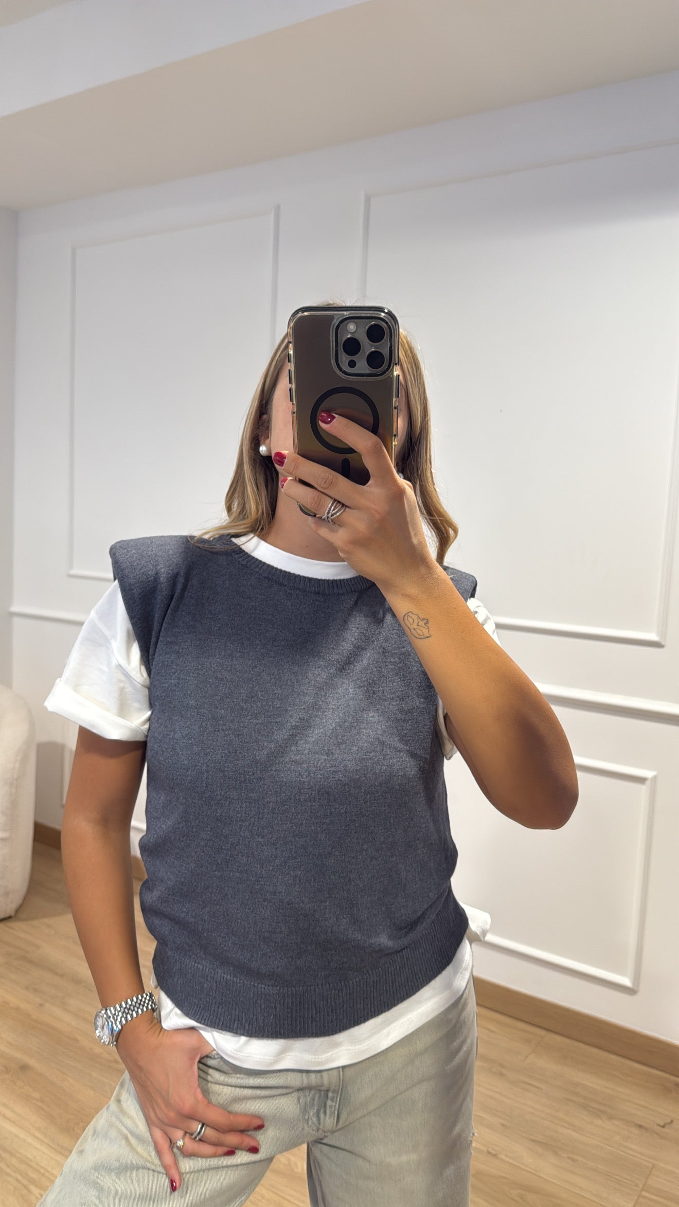 Gilet in maglia con spallina imbottita Vicolo