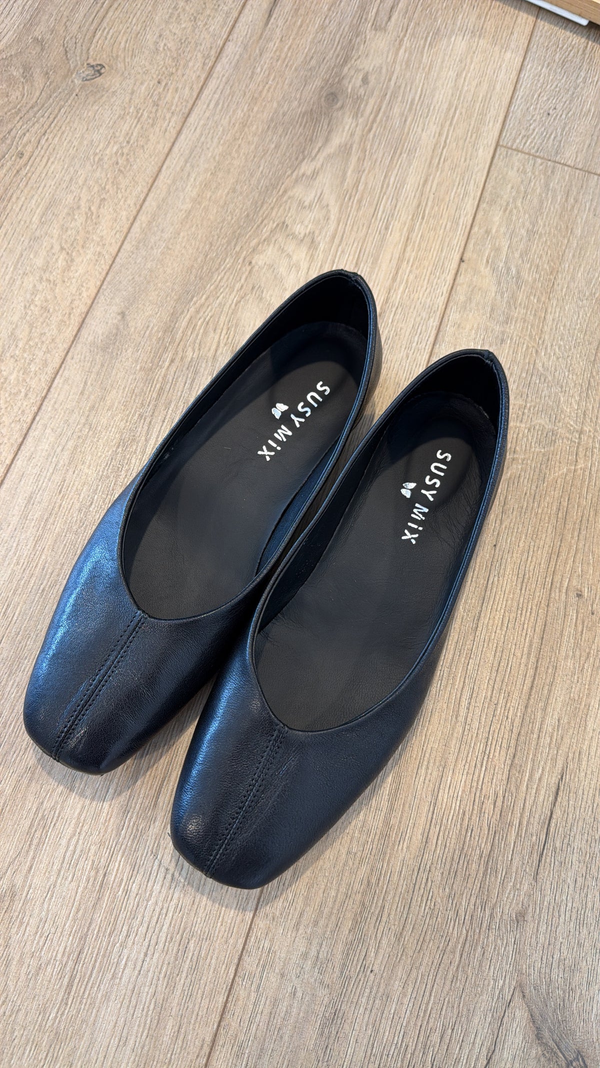Ballerina in pelle variante nero Susy Mix