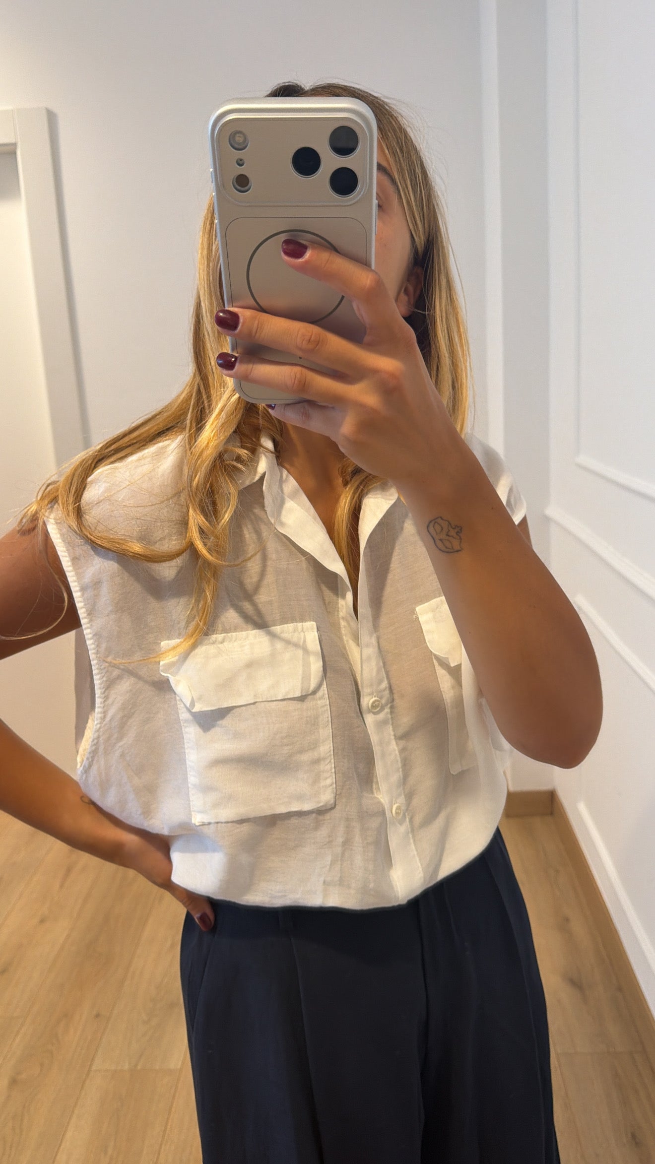 Camicia smanicata in cotone e seta ViCOLO