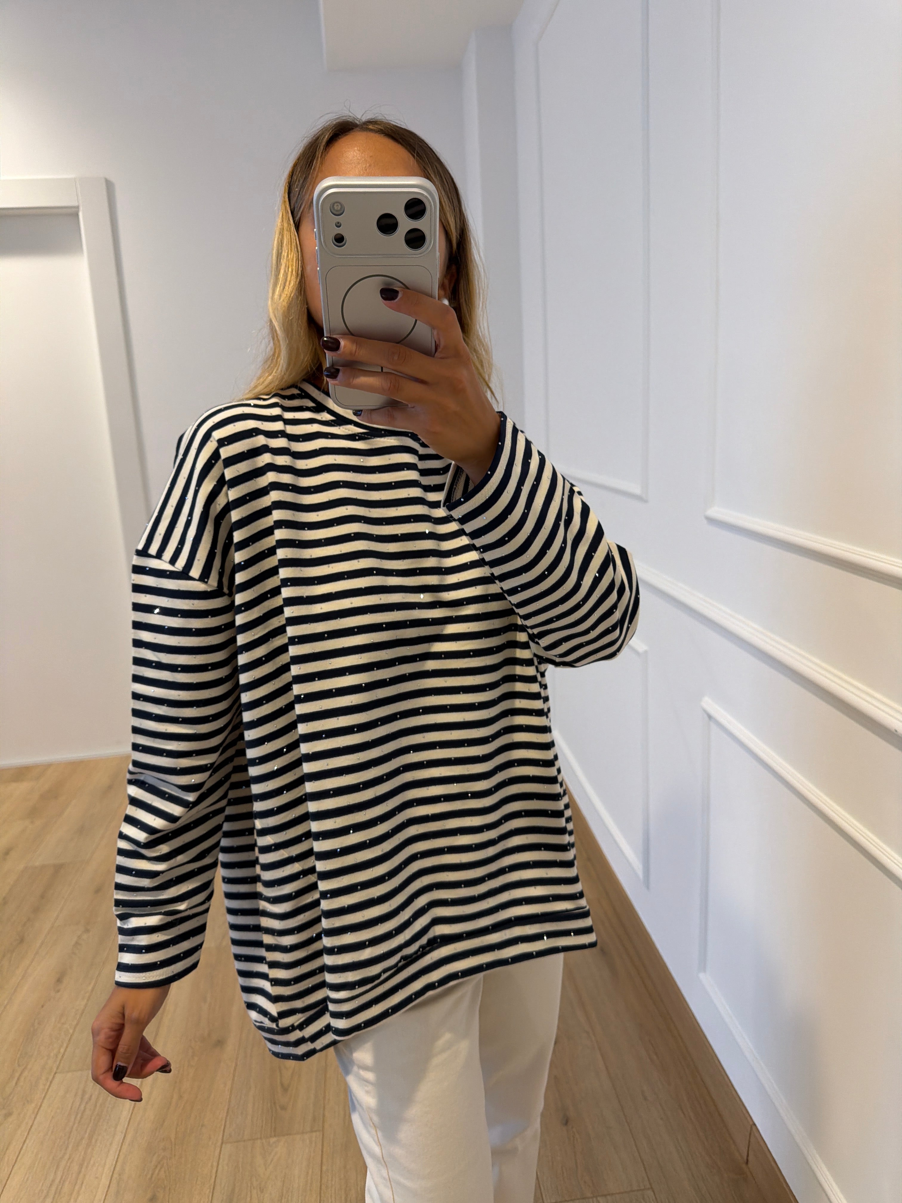 Maxi t-shirt garzata manica lunga con righe e strass Susy Mix