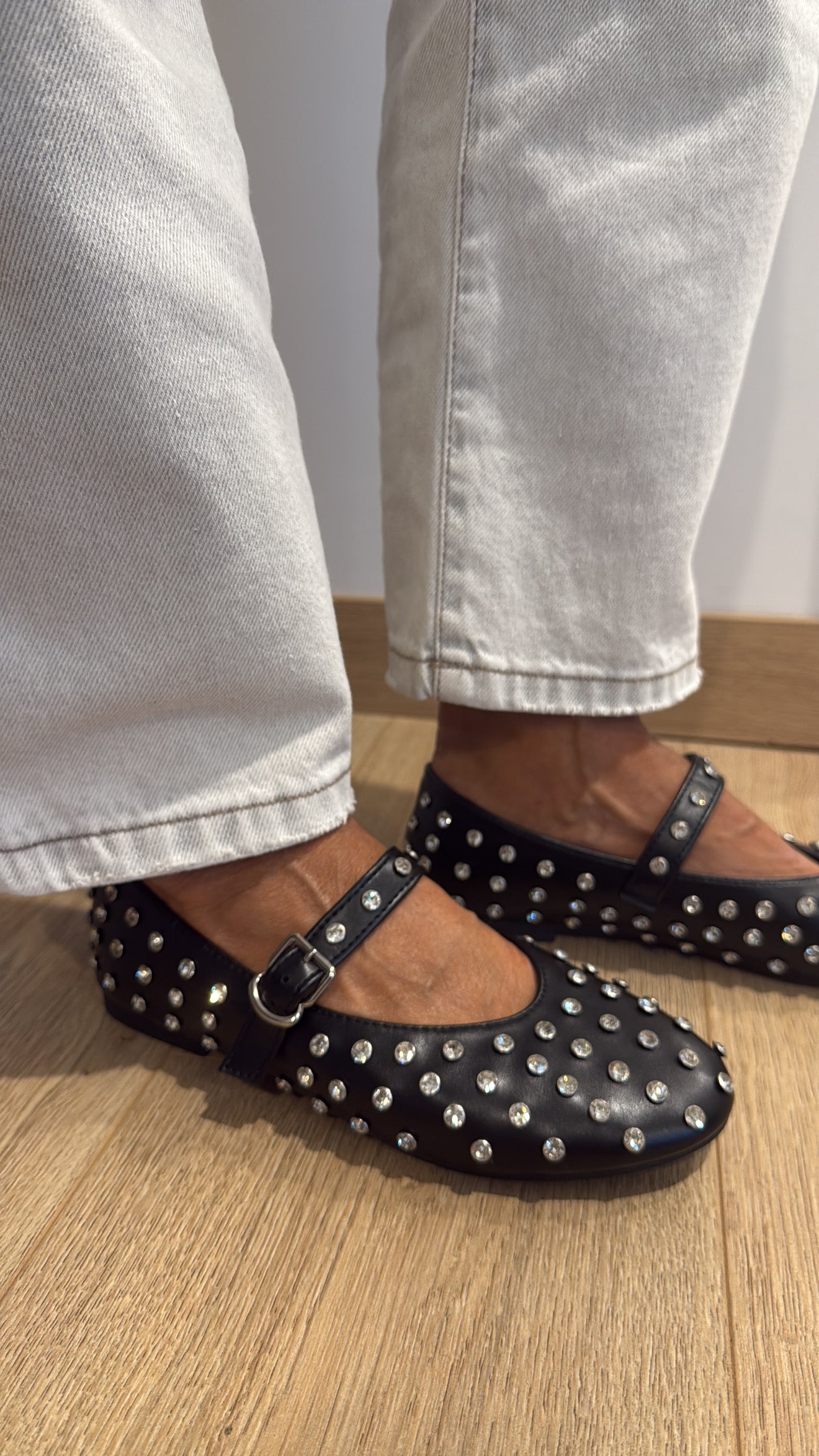 Ballerina eco-pelle con borchie strass Susy Mix